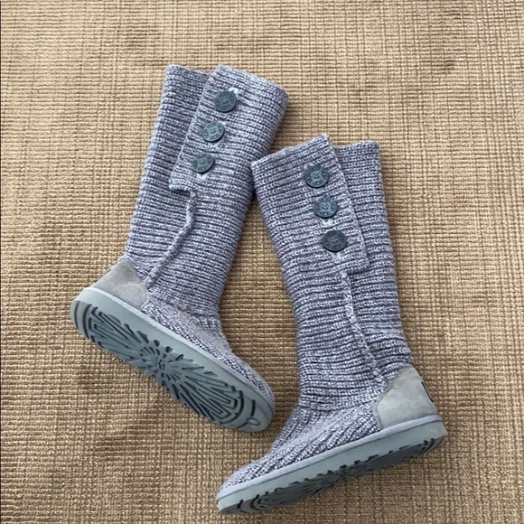 Ugg Women’s Classic Cardy Grey Knit Sweater Boots - Picture 1 of 8